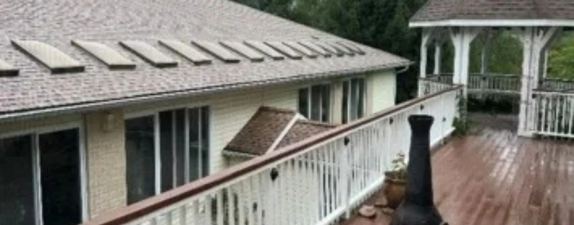 RiyOhm_Location_Page_Sober_Lifestyle_Sitting_Area